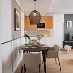 شقة Gias - 2 Bedrooms And Pool In Avenidas Novas Lisboa