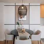 شقة Gias - 2 Bedrooms And Pool In Avenidas Novas Lisboa