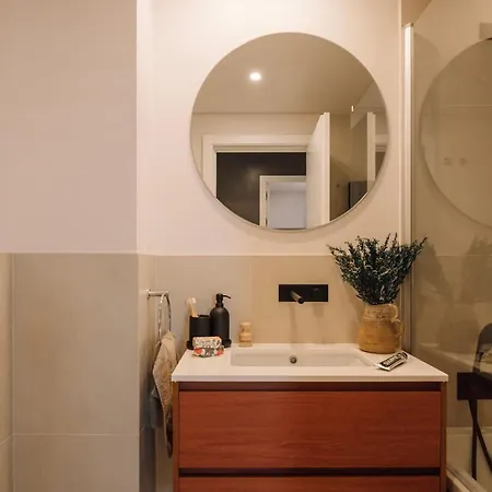 Apartment Gias - 2 Bedrooms And Pool In Avenidas Novas Lisbon
