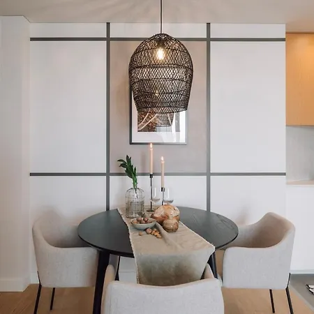 Appartement Gias - 2 Bedrooms And Pool In Avenidas Novas Lissabon