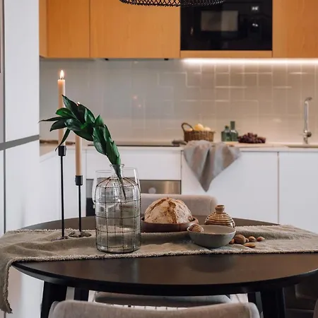 Gias - 2 Bedrooms And Pool In Avenidas Novas Lejlighed